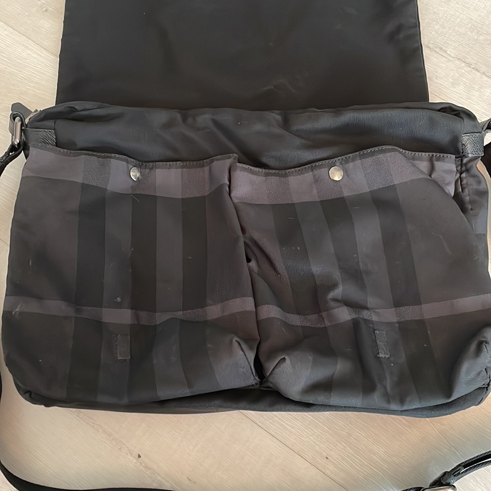 Burberry Messenger Bag - Picture 5 of 12